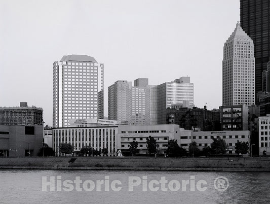 Pittsburgh, PA Photo - Skyline View of Pittsburgh, Pennsylvania