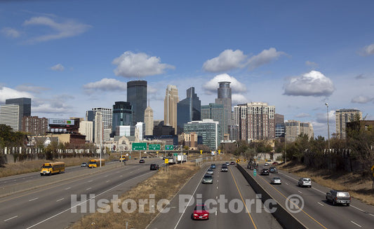 Minneapolis, MN Photo - Skyline View of Minneapolis, Minnesota