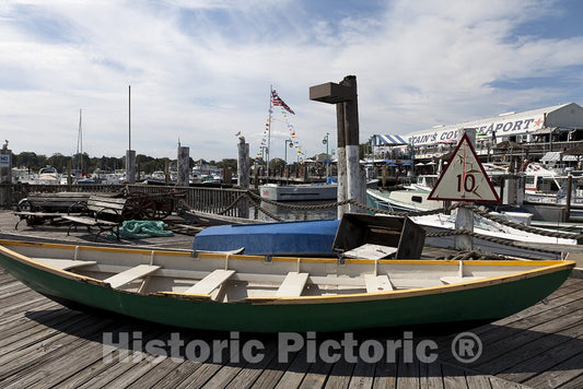 Bridgeport, CT Photo - Captain Cove Seaport in Bridgeport, Connecticut