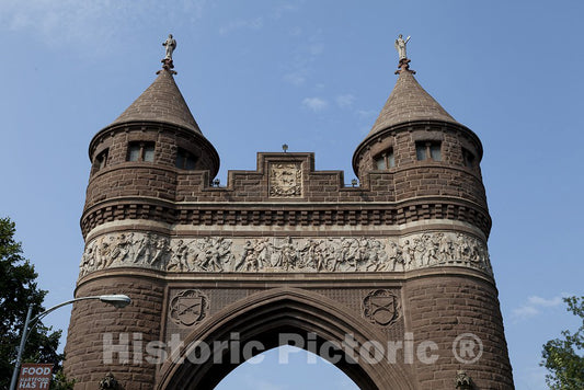 Hartford, CT Photo - Soldiers & Sailors Arch in Bushnell Park in Hartford, Connecticut