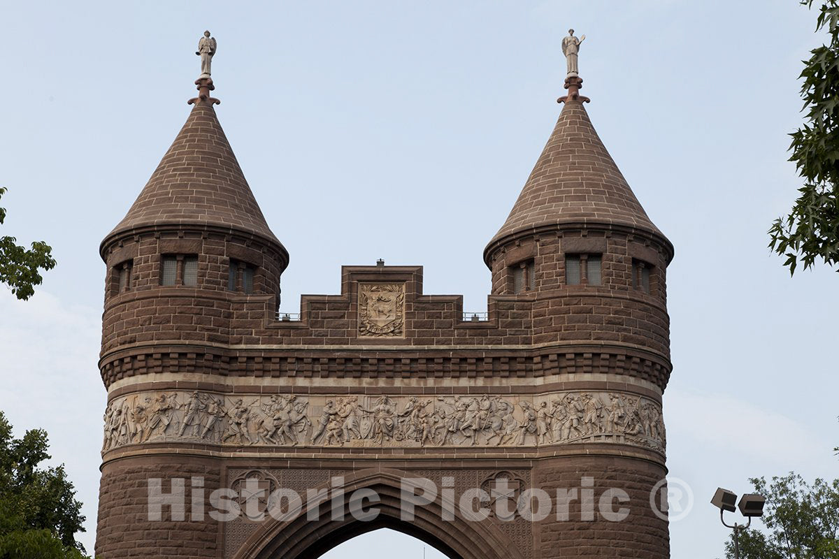 Hartford, CT Photo - Soldiers & Sailors Arch in Bushnell Park-