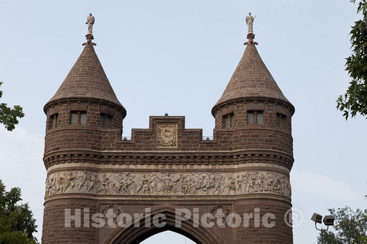 Hartford, CT Photo - Soldiers & Sailors Arch in Bushnell Park-