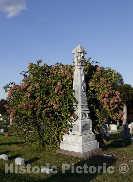 Thompsonville, CT Photo - Enfield Street Cemetery in Thompsonville, Connecticut
