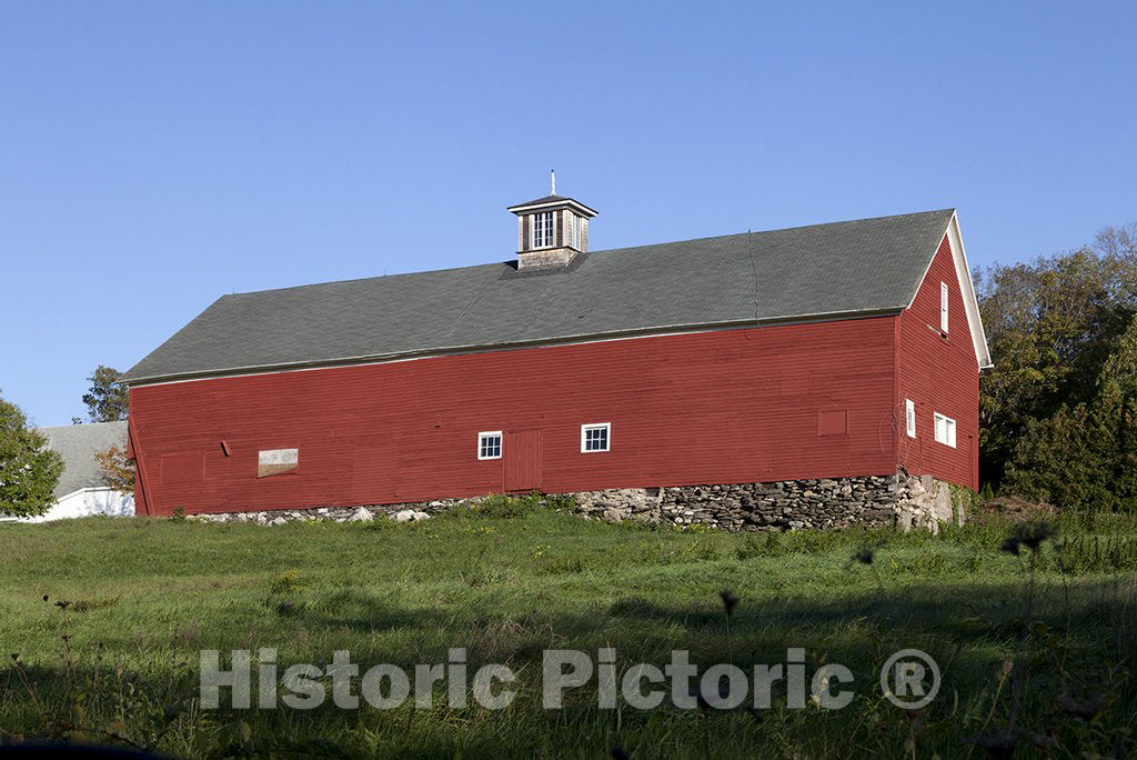 Woodstock, CT Photo - Barn in Woodstock, Connecticut