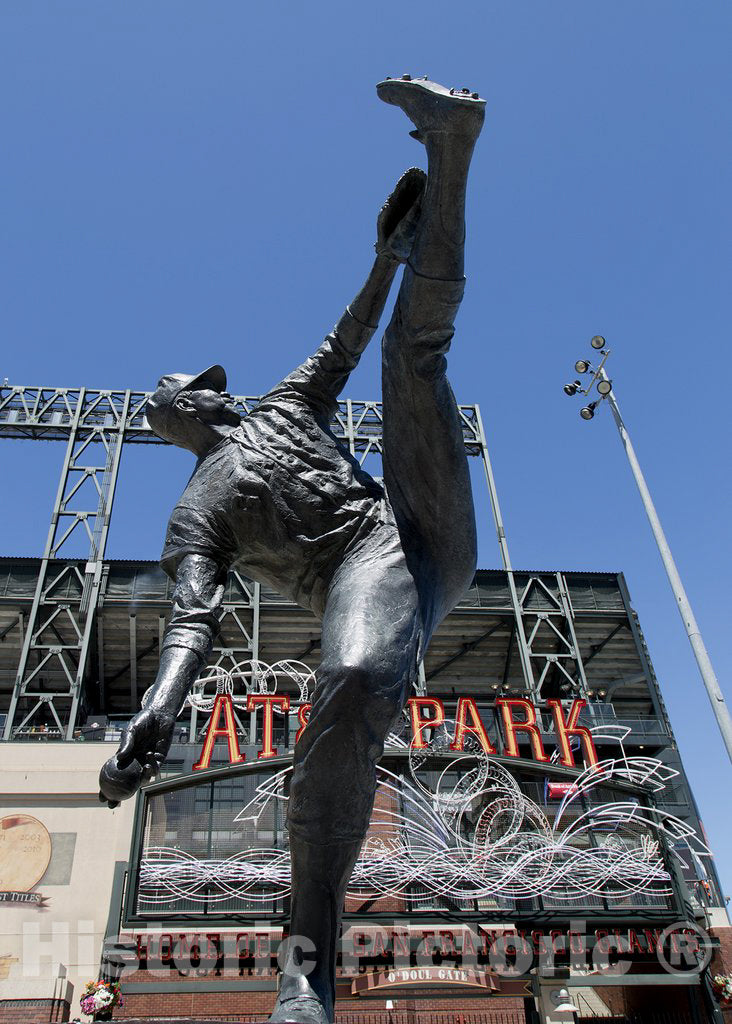 San Francisco, CA Photo - Statue of Juan Marichal by sculptor William Behrends at AT&T ball park in San Francisco, California