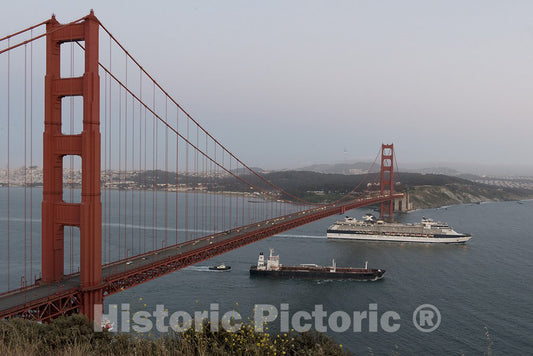 San Francisco, CA Photo - Golden Gate Bridge, San Francisco, California