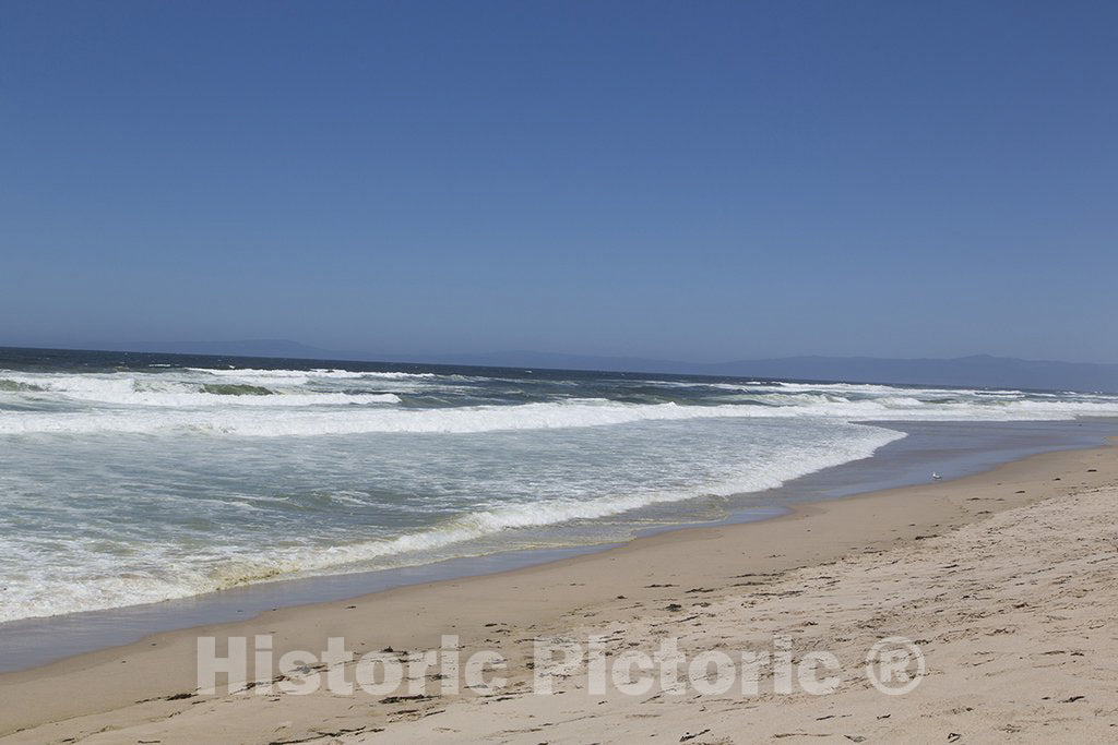 Monterey Peninsula, CA Photo - Beach in Vicinity of Monterey Peninsula, California