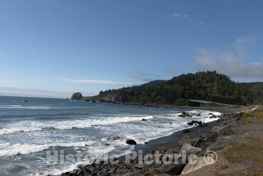 California Photo - View of Coast from Scenic Route 101 in Northern California