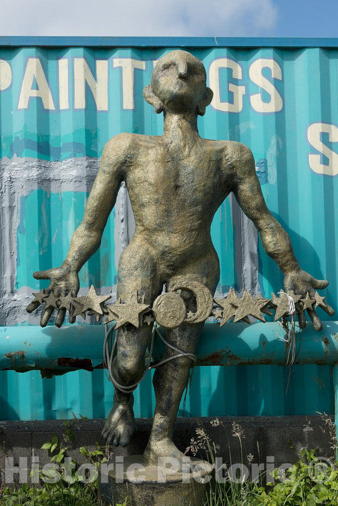 Crescent City, CA Photo - Unique Art Sculpture in Crescent City, California