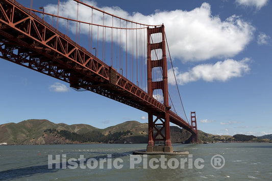 San Francisco, CA Photo - Golden Gate Bridge, San Francisco, California