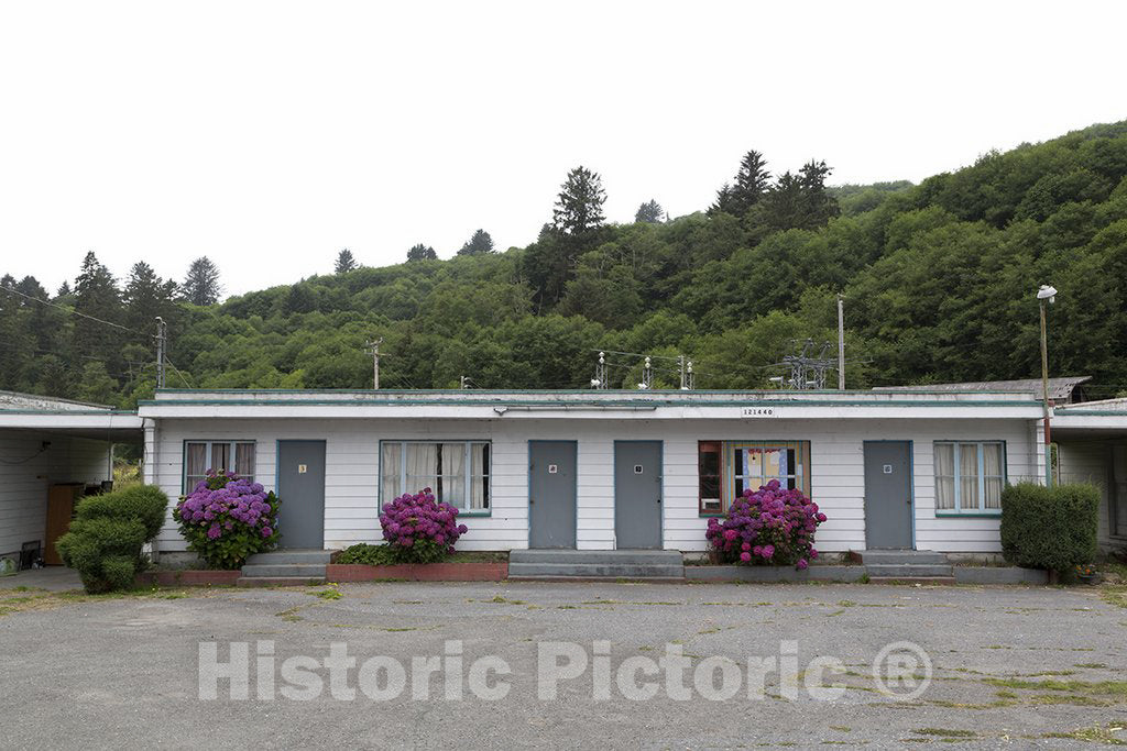 Orick, CA Photo - Motel in Orick, California