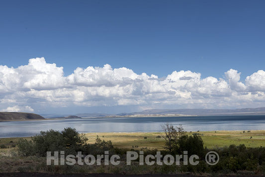 Mono County, CA Photo - Mono Lake, a Large, Shallow Saline soda Lake in Mono County, California