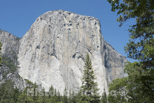 Yosemite National Park, CA Photo - El Capitan in Yosemite National Park which spans Eastern portions of Tuolumne, Mariposa and Madera Counties in California