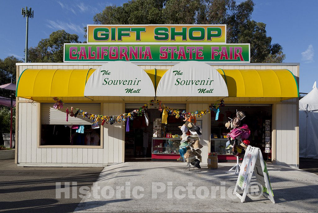 Sacramento, CA Photo - Gift Shop at The 2012 California State Fair held in Sacramento, California