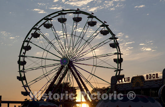 Sacramento, CA Photo - Ferris Wheel at Sunset at The 2012 CA State Fair held in Sacramento, CA