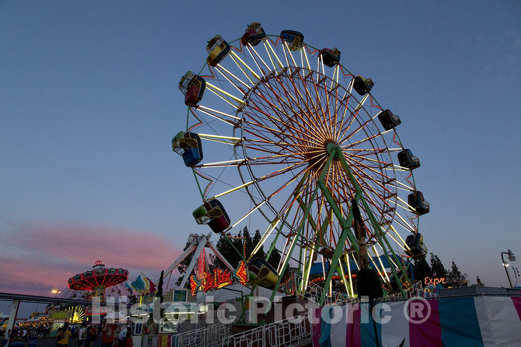Sacramento, CA Photo - Ferris Wheel at dusk at the 2012 CA State Fair held in Sacramento, CA