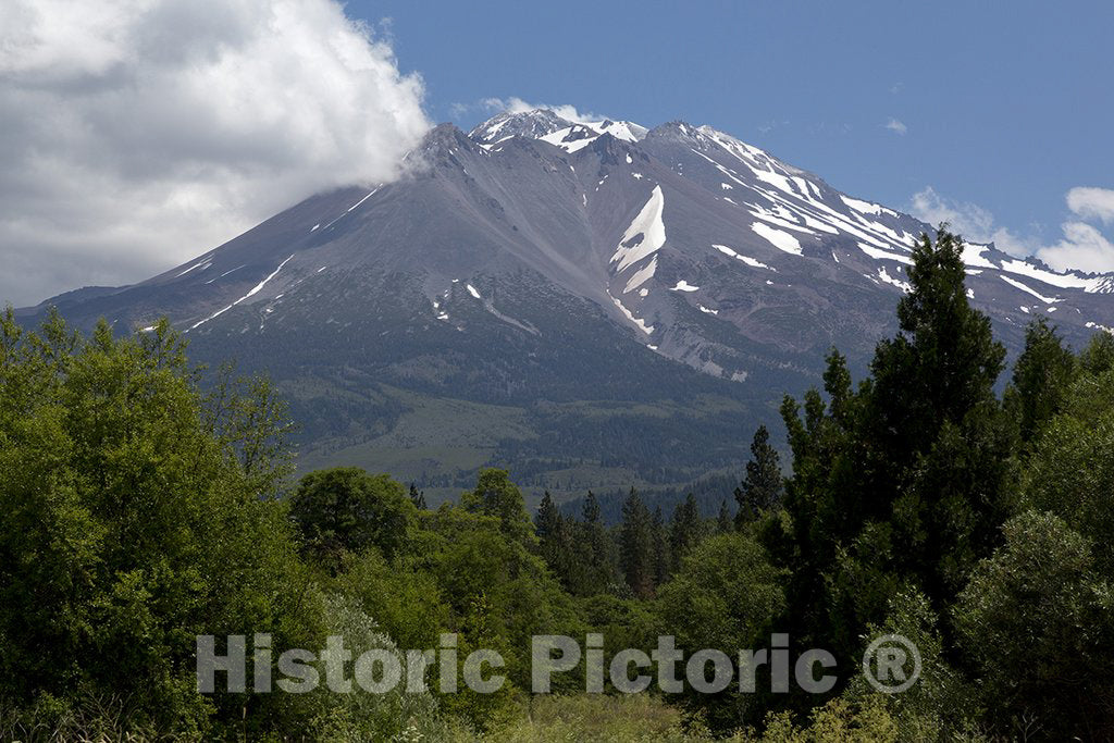 California Photo - Mount Shasta, is Located at The Southern end of The Cascade Range in Siskiyou County, California