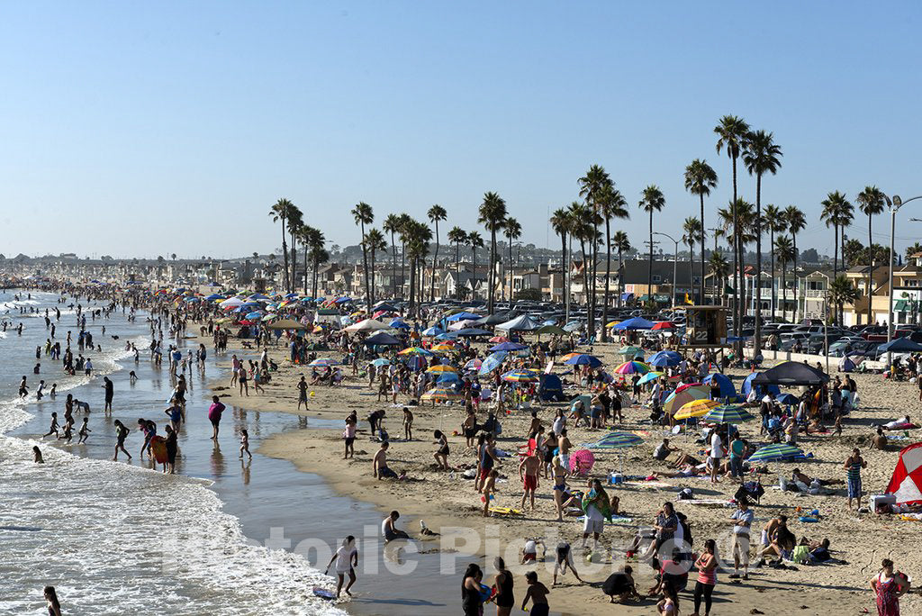 Newport Beach, CA Photo - The city of Newport Beach is located in the coastal center of Orange County, CA