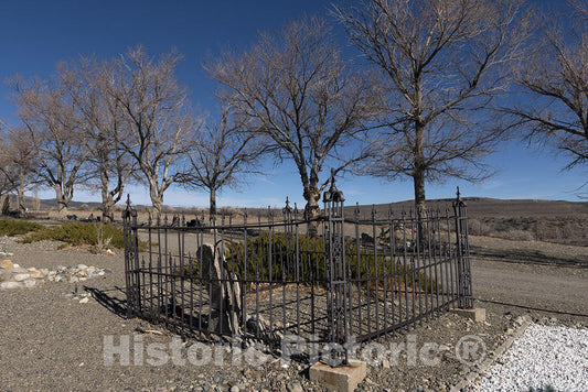 Walker, CA Photo - Cemetery in Walker, California