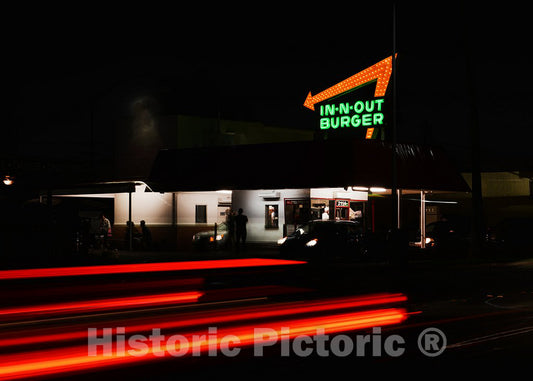 Pasadena, CA Photo - Neon sign of the In-Out Burger fast-food chain in Pasadena, California