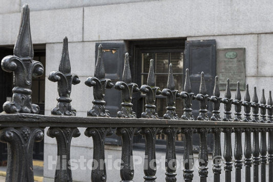 Savannah, GA Photo - Exterior fence detail. U.S. Custom House, East Bay and Bull Streets, Savannah, Georgia