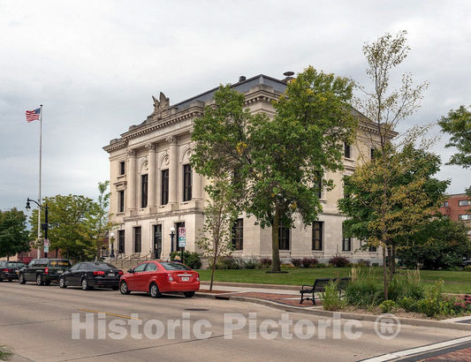 Photo - Federal Building and U.S. Courthouse, Eau Claire, Wisconsin- Fine Art Photo Reporduction
