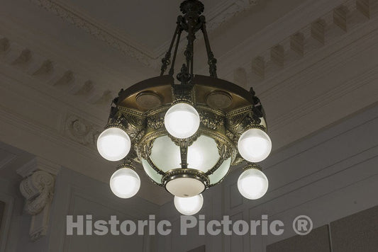 Eau Claire, WI Photo - Light Fixture, Federal Building and U.S. Courthouse, Eau Claire, Wisconsin