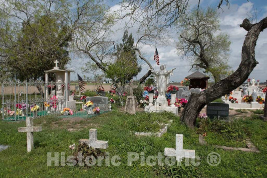 Photo - Garcia Cemetery, a Small, Country Cemetery Near The Little Settlement of Los Indios in Eastern Cameron County, Near The Rio Grande River Border with Mexico