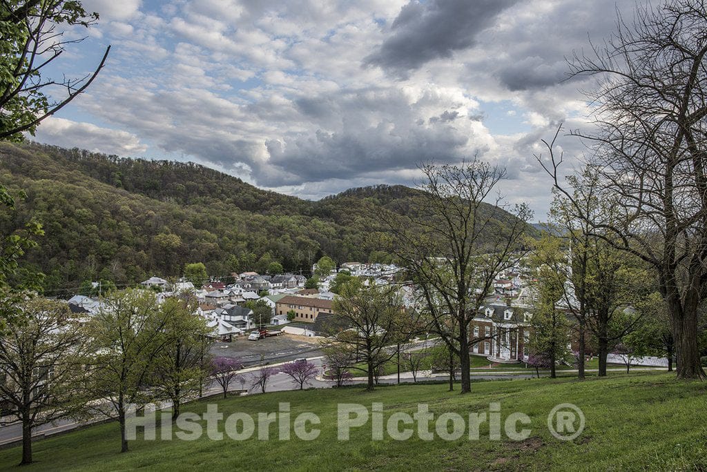 Keyser, WV Photo - Overview of Potomac State College of West Virginia University, a two-year junior college affiliated as a division of West Virginia University located in