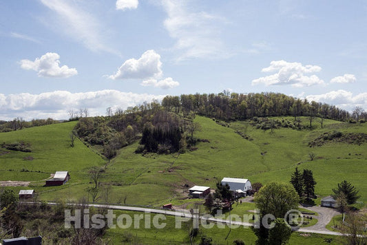 Monongalia County, WV Photo - Farm Scene in Monongalia County, West Virginia