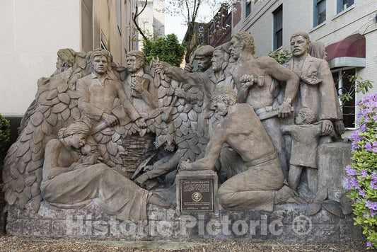 Clarksburg, WV Photo - Immigrants Statue, erected Outside The Harrison County Courthouse as Part of The Celebration of The city's Bicentennial in 1985