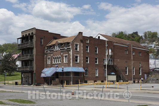 Grafton, WV Photo - Buildings in Grafton, West Virginia