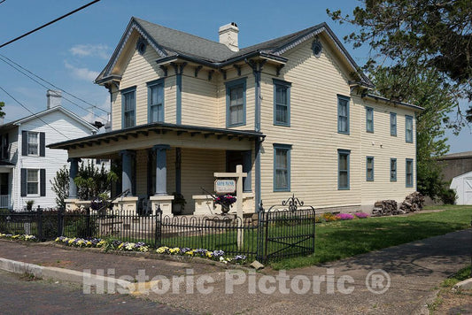 Photo - Stone Manor, a Historic House in Point Pleasant, a City on The Ohio River in West Virginia- Fine Art Photo Reporduction
