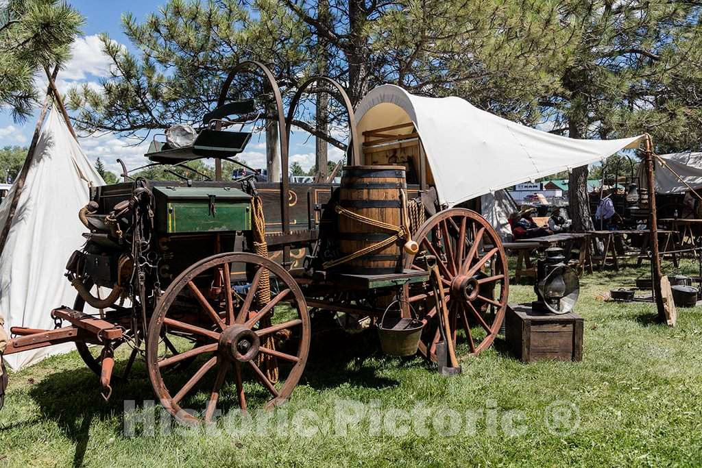 Photo - an Authentic chuckwagon, The Cook's Wagon That accompanied Cowboys as They Drove Cattle Across The Dusty Plains of The Early American West- Fine Art Photo Reporduction