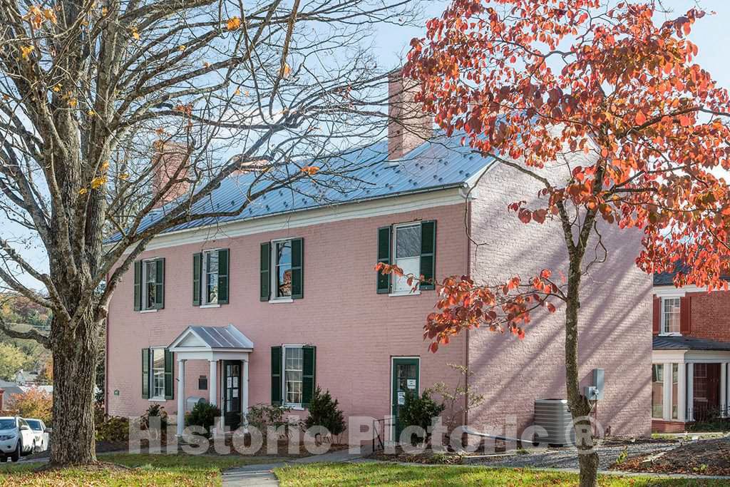 Photo - Erected in 1834 as a Library for The Virginia Court of Appeals, This Building in Lewisburg, West Virginia, was Used as a Hospital During The U.S