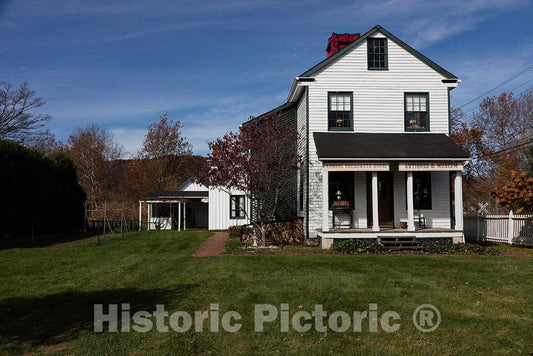 Photo - The Lemuel Chenoweth House, a House Museum in The Town of Beverly, one of The First settlements west of The Allegheny Mountains- Fine Art Photo Reporduction