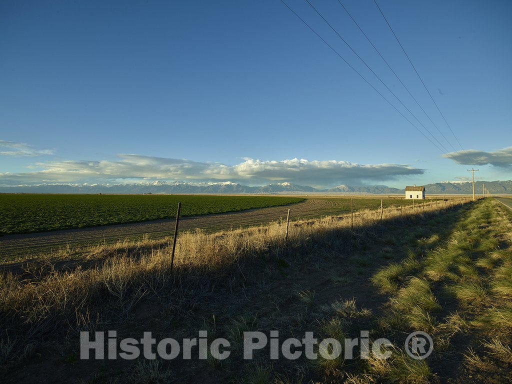 Alamosa County, CO Photo - Rural Scene Near The Great Sand Dunes National Park and Preserve in Alamosa County, Colorado.