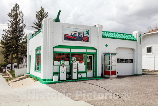 Photo - A Well-Preserved, or Beautifully Restored, Old Sinclair Gasoline Station in Green River, Wyoming- Fine Art Photo Reporduction