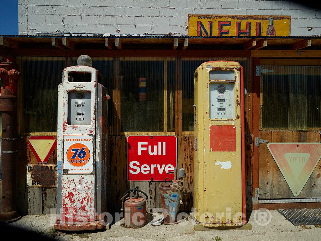 Photo- Entrance to The Blue Heron Art Gallery and Antiques Store in Hudson, Wyoming 2 Fine Art Photo Reproduction