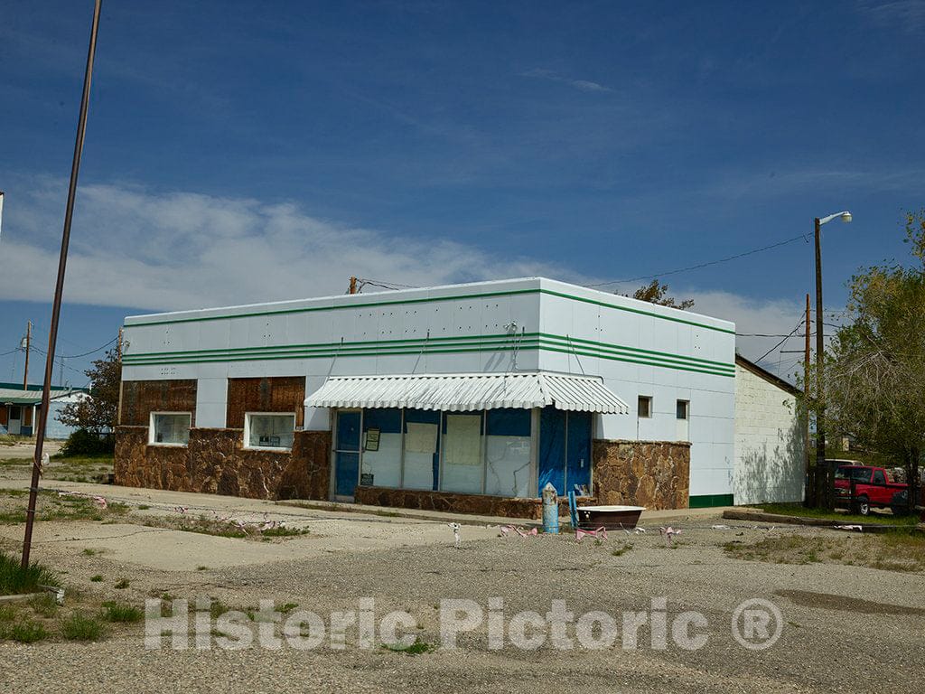Photo - Abandoned Former Sinclair Gasoline Station in The Town of Powder River, Wyoming- Fine Art Photo Reporduction
