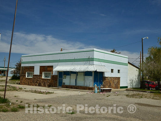 Photo - Abandoned Former Sinclair Gasoline Station in The Town of Powder River, Wyoming- Fine Art Photo Reporduction