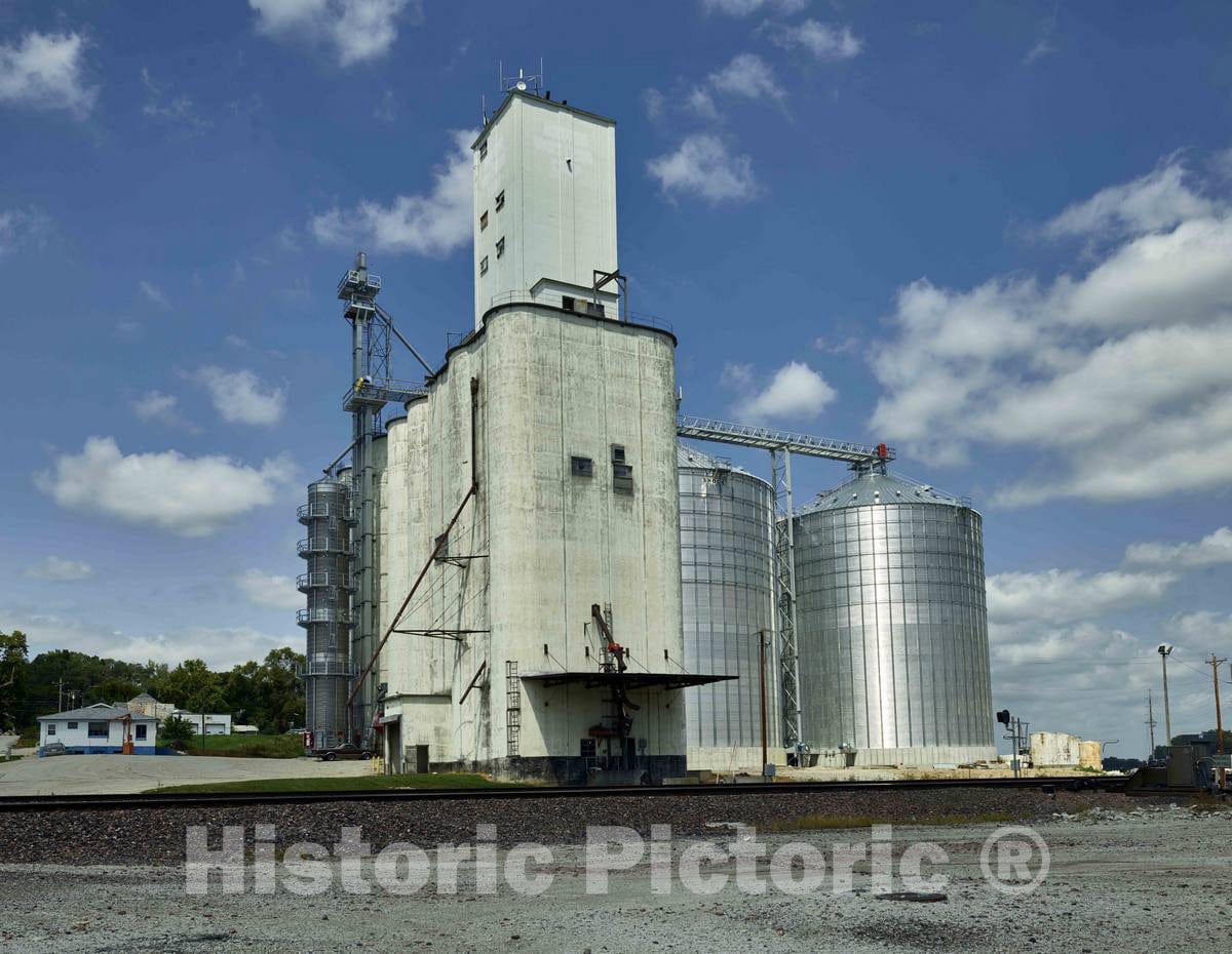 Photo - The Heartland Co-Op Grain Elevator and silos in The Town of Missouri Valley, Iowa- Fine Art Photo Reporduction