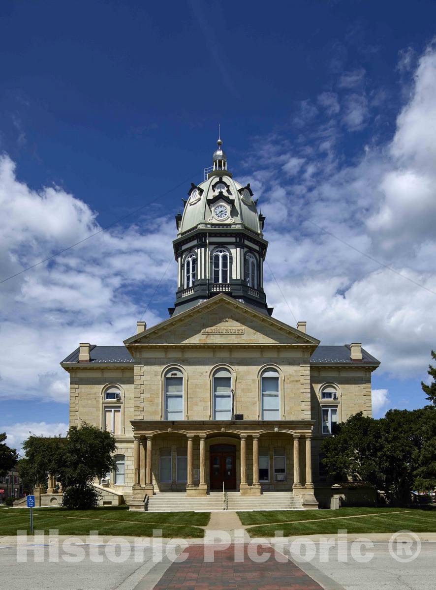 Photo - The Madison County Courthouse in Winterset, Iowa- Fine Art Photo Reporduction