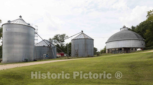 Photo- A Round barn and outbuildings Outside Guttenberg in Clayton County, Iowa 2 Fine Art Photo Reproduction