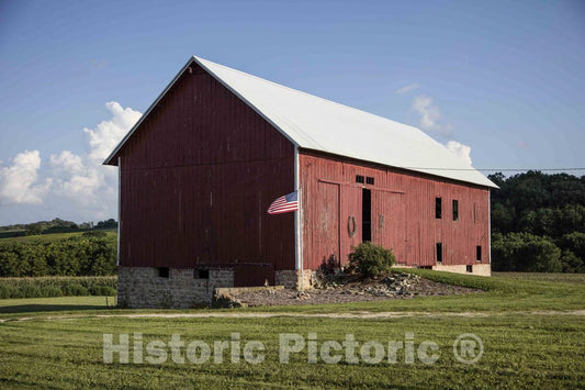 Photo - A Handsome Bank barn Near The Crossroads Community of Communia in Clayton County, Iowa- Fine Art Photo Reporduction