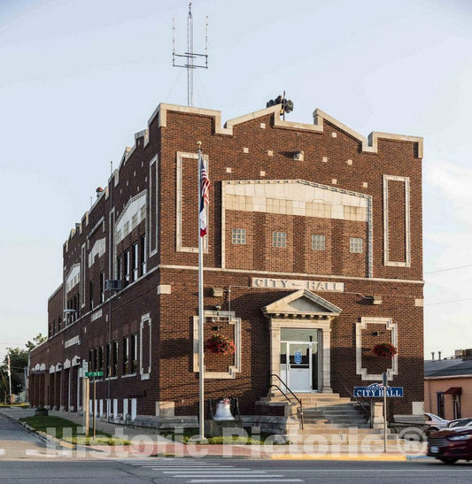 Photo - City Hall in Independence, Iowa- Fine Art Photo Reporduction