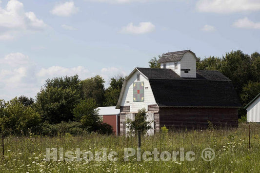 Photo- One of Grundy County Iowa's Many Quilt barns 1 Fine Art Photo Reproduction