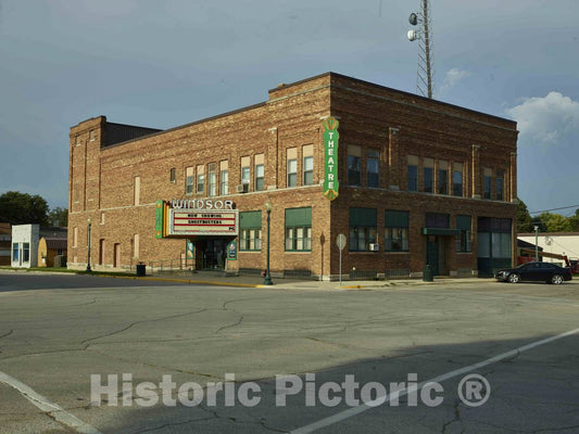 Photo - The Windsor Theatre in Hampton, Iowa. The movie theater was built in 1913 and remodeled in 1969- Fine Art Photo Reporduction