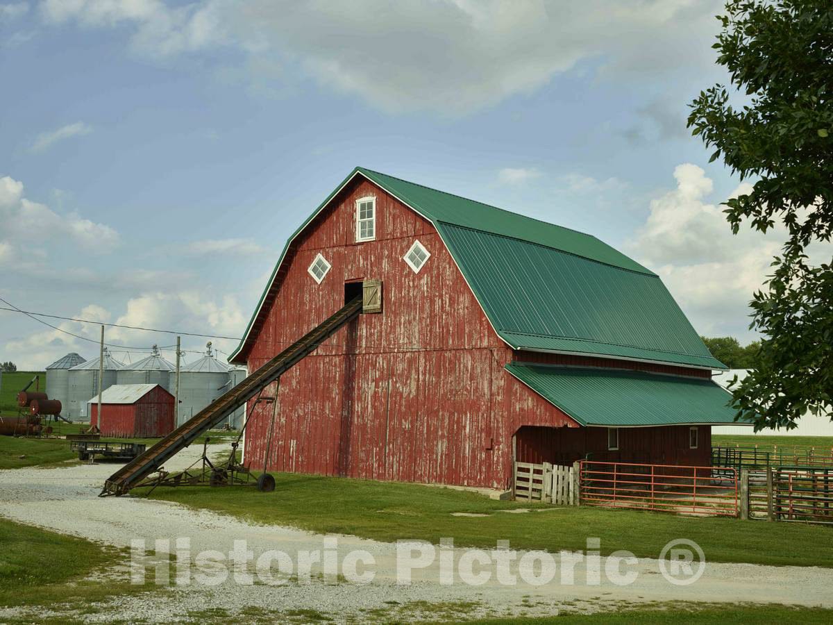 Photo - Amish Farm Outside Kalona, Iowa- Fine Art Photo Reporduction