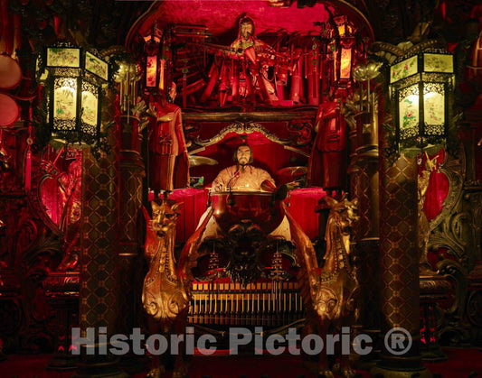 Photo - Mysterious Room at The House on The Rock, an Unpredictable, Occasionally Bizarre Attraction Near Spring Green in Sauk County, Wisconsin- Fine Art Photo Reporduction